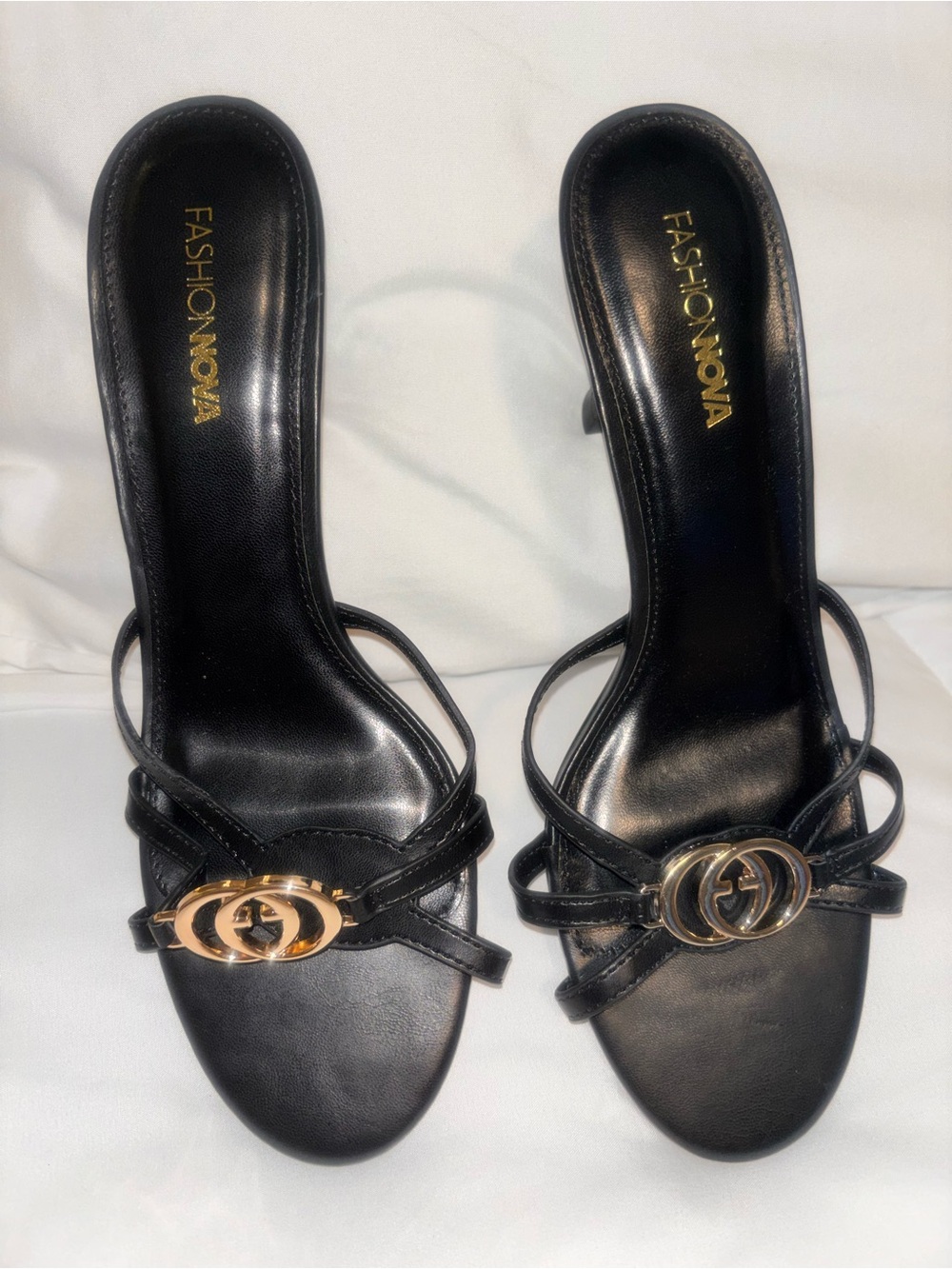 Fashion Nova Black Strappy Heeled Sandals with Gold Double-Ring Detail brand new